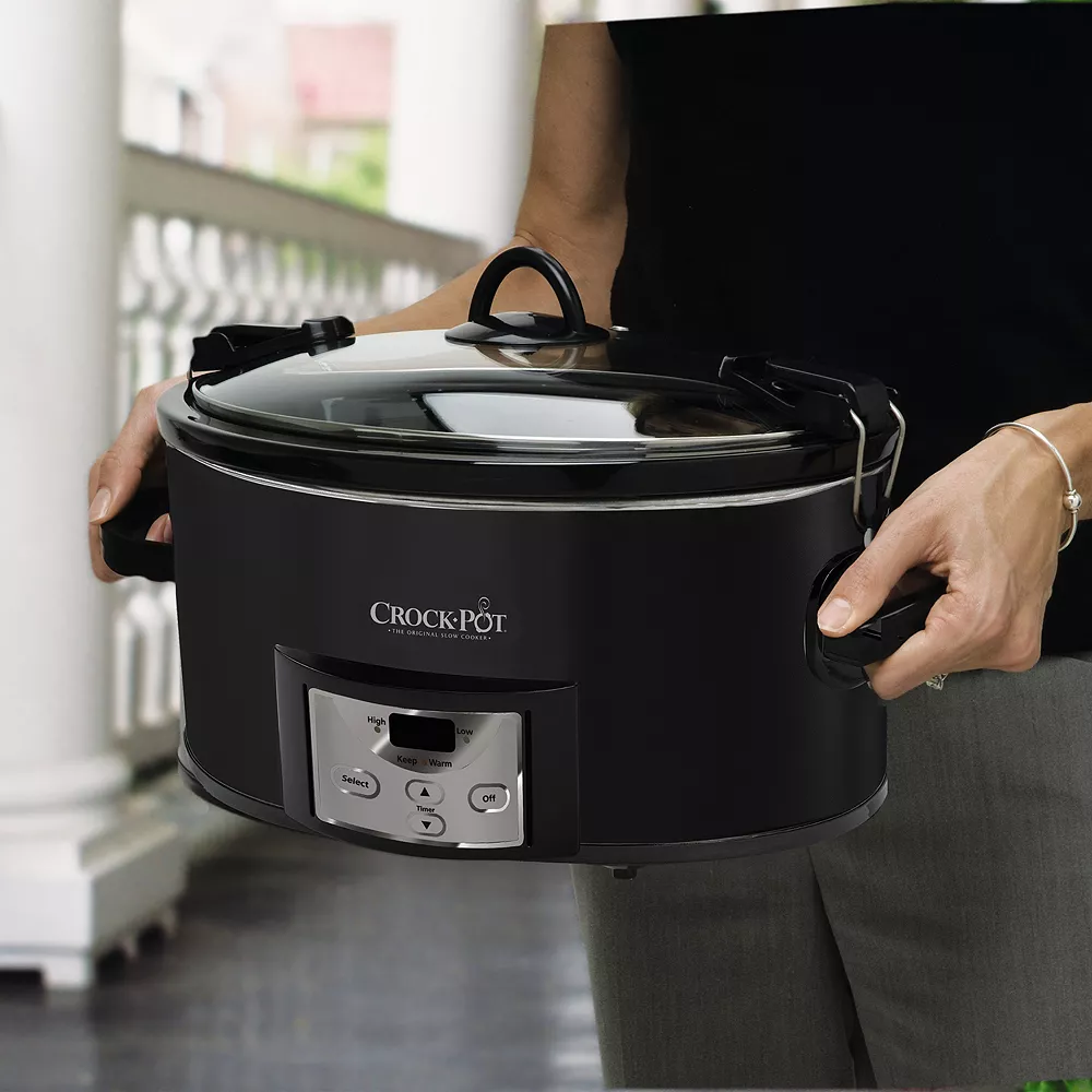 Crockpot™ 7-qt. Countdown Cook & Carry Slow Cooker 4 Crockpot™ 7-qt. Countdown Cook & Carry Slow Cooker - Image 2