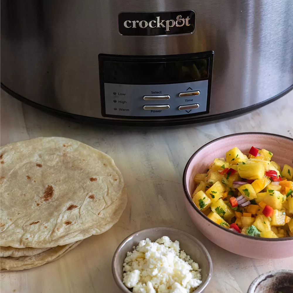 Crockpot™ 8-qt. Black Stainless Digital Slow Cooker 7 Crockpot™ 8-qt. Black Stainless Digital Slow Cooker - Image 5