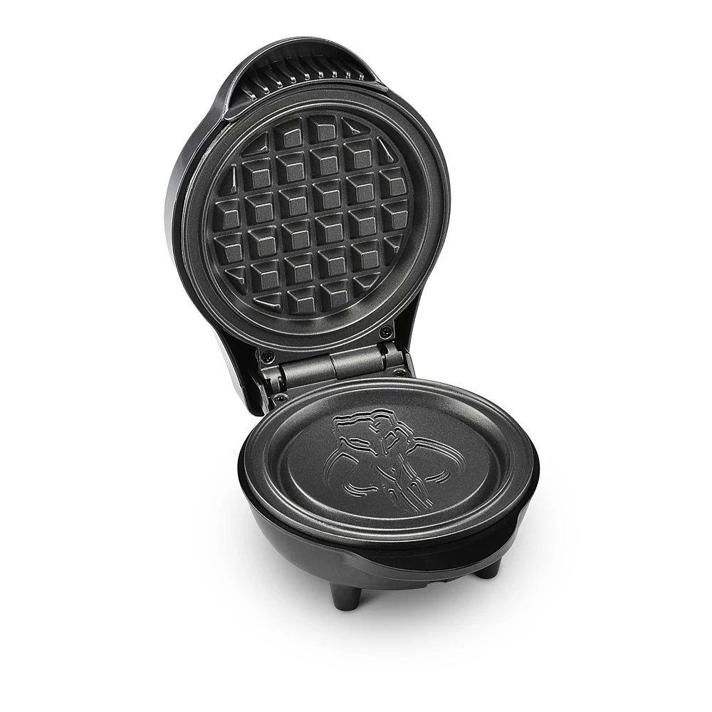 Disney's Star Wars Mandalorian Mini Waffle Maker 4 Disney's Star Wars Mandalorian Mini Waffle Maker - Image 2