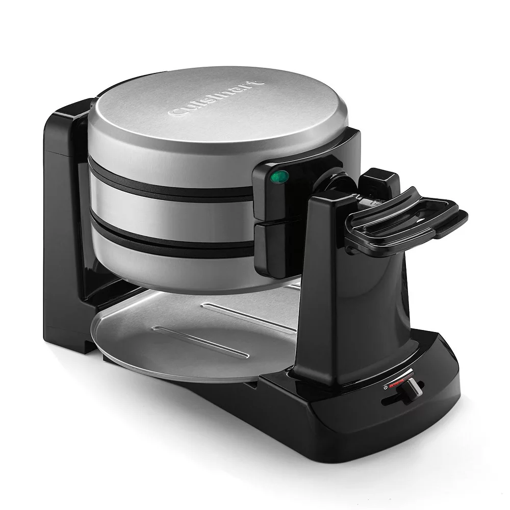 Cuisinart® Double-Flip Belgian Waffle Maker 6 Cuisinart® Double-Flip Belgian Waffle Maker - Image 4
