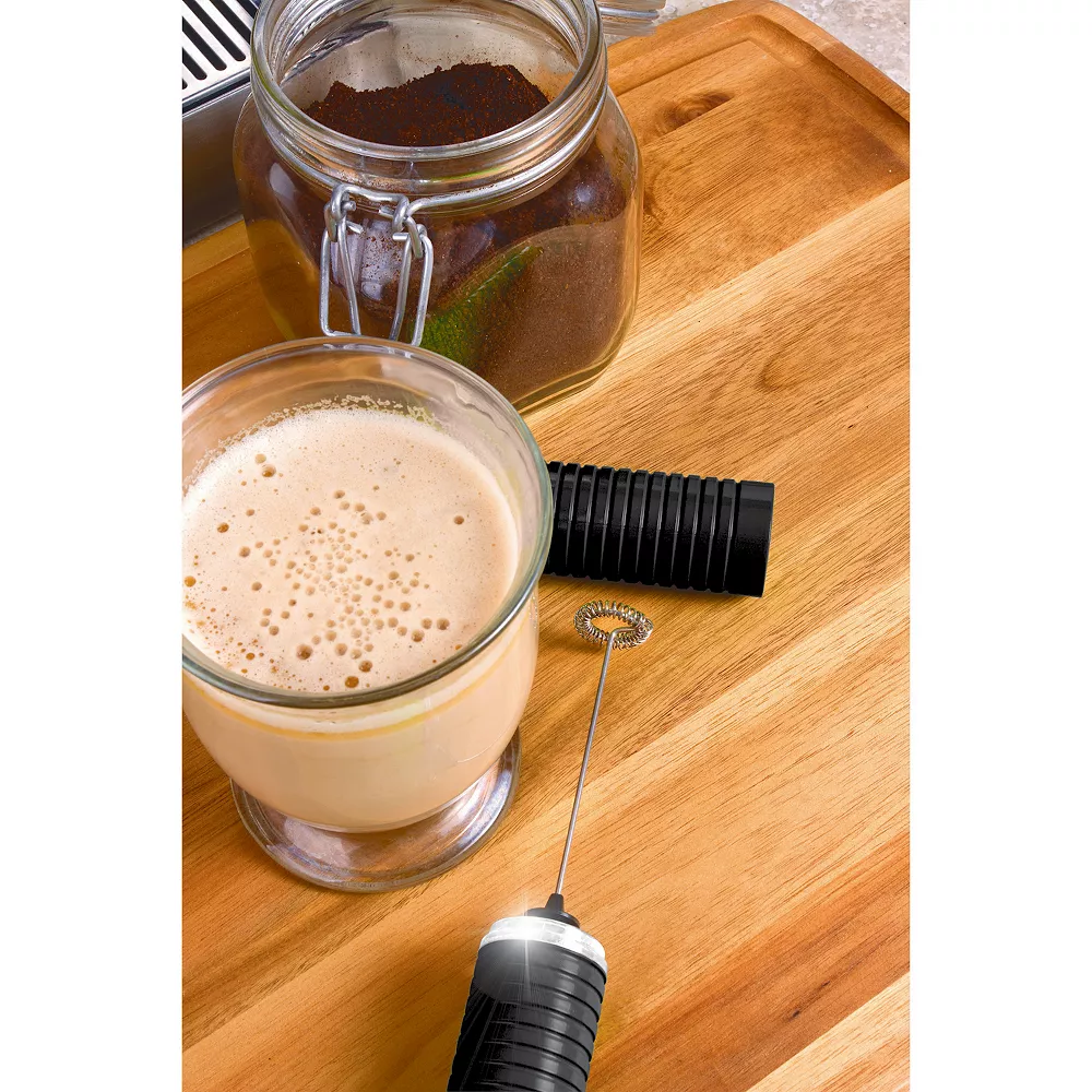 Euro Cuisine Milk Frother With LED Light 6 Euro Cuisine Milk Frother With LED Light - Image 4